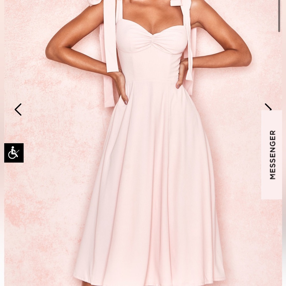 Selling house of CB dress asking 155 brand new but tag is cut